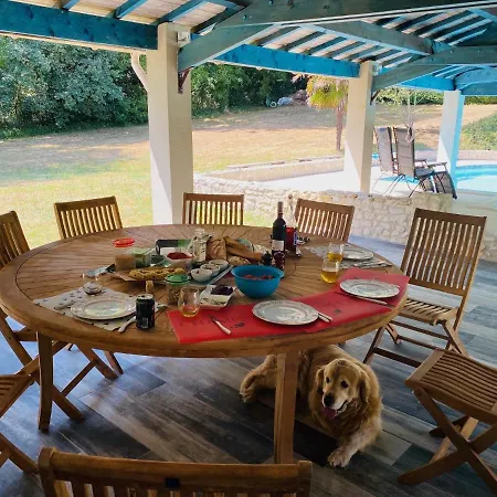 Superbe Studio Avec Piscine Proche Royan Entre Cognac Et Oleron Konukevi *
