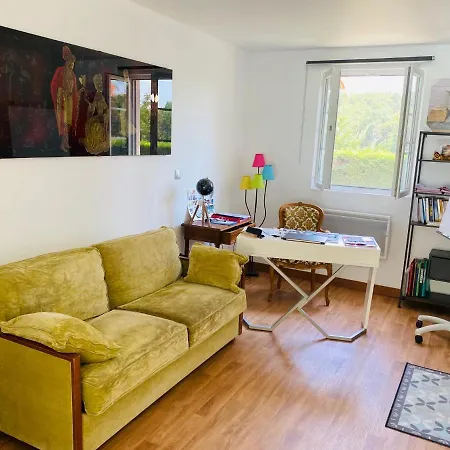 Superbe Studio Avec Piscine Proche Royan Entre Cognac Et Oleron Chaniers